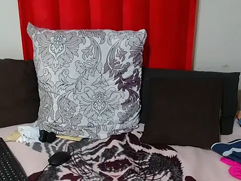 BBWMIDGET webcam