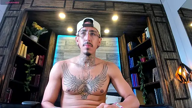 Donovan_Desmond webcam