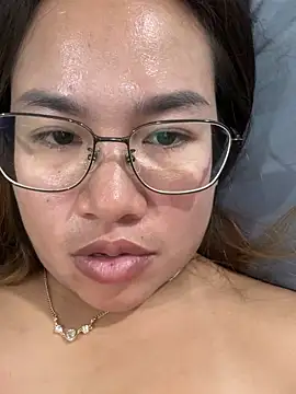 Ponthip webcam