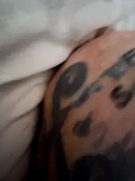 Lovemcurvy69 webcam
