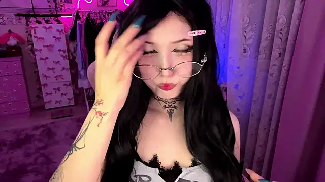 ToxiraLuneX webcam