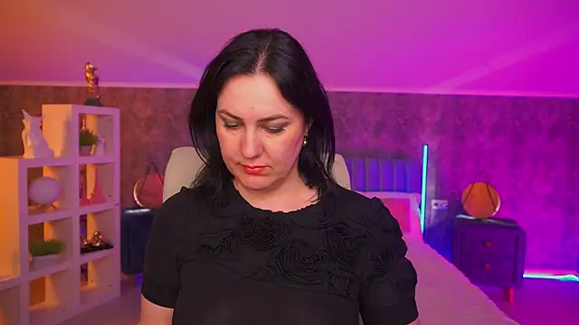 VelvetLuck webcam