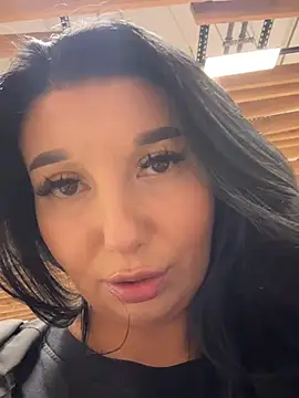 Tisha_Busty