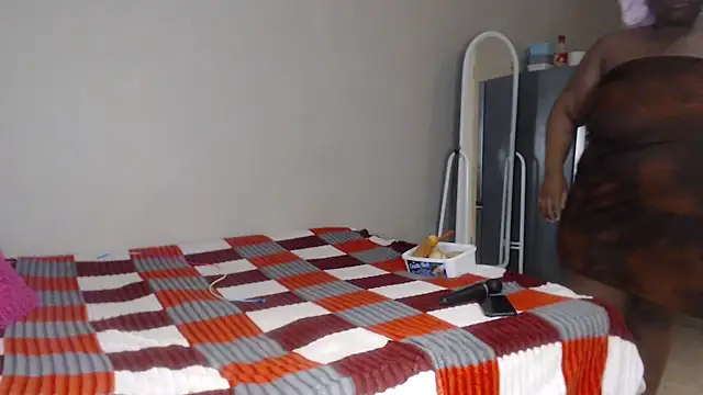 PIXIEBITCHXXX26 webcam