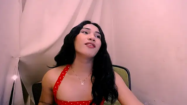 slutty_aki webcam