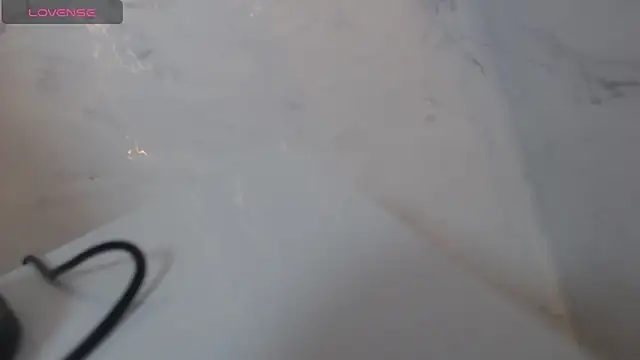 IvoryMuse_tf webcam