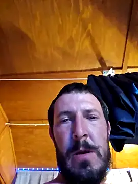 UncutHammer69 webcam