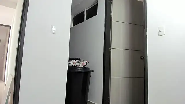 briana_wonder69xxx webcam