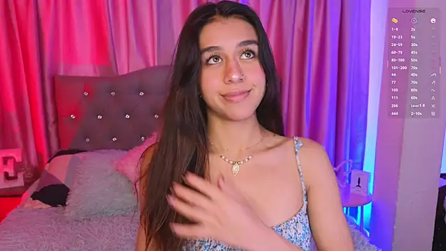 emiily_scott1 - Emiily_Scott1's free webcam - UK Sex Cams