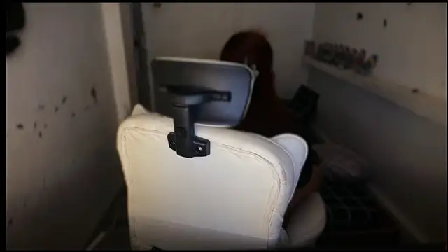 _XXXKittyTingles webcam
