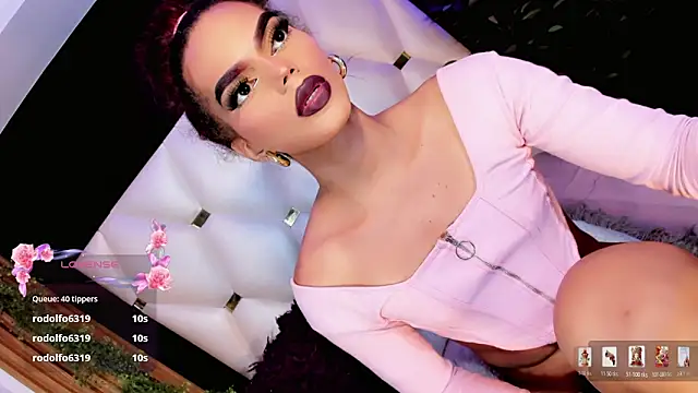 Modella: Diiva_Smiith