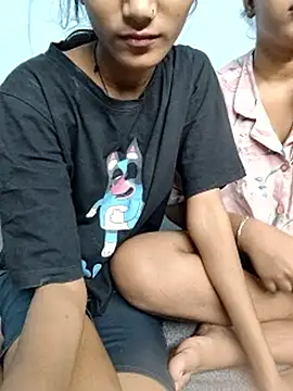 Virgin_Girlss webcam