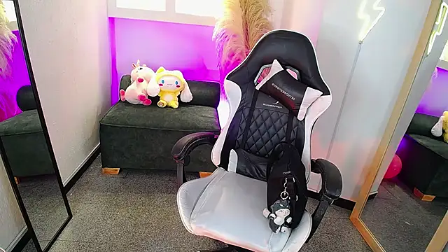 melodyy_as webcam