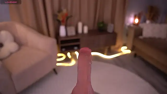 SayLunaa webcam