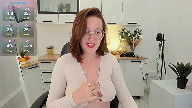 Charmy_Gracy webcam