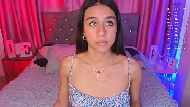 Emiily_Scott1 webcam