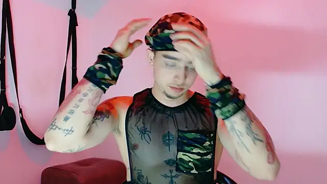 AliceandMax webcam
