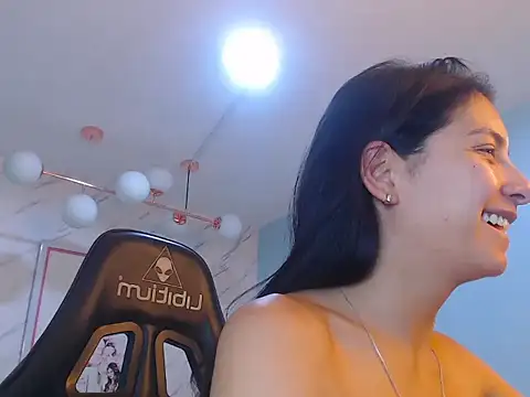 victoria_hernandez_t_ webcam