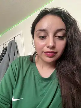 CharmingMaddie webcam