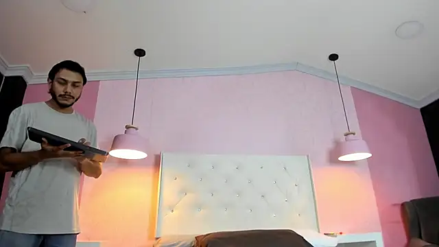 Boss_Domiinator webcam