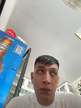 OliverWest04 webcam