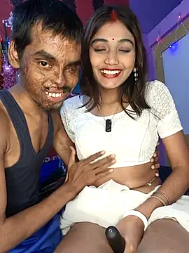 Sweet-priyaa webcam