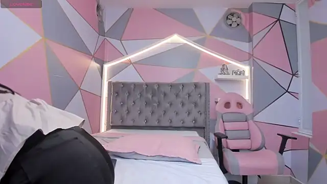 zoe_naughty18_ webcam