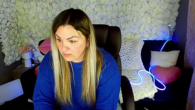 AlissyaGrayy webcam