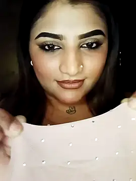 Sanaya_Gil webcam