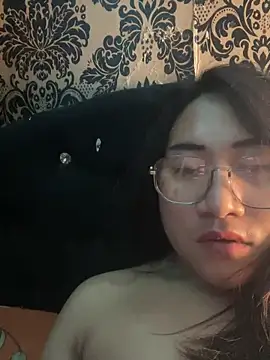 BlackAlison webcam