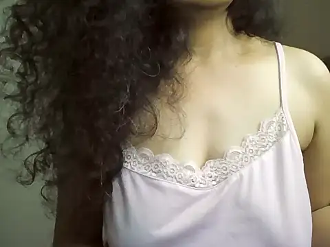 MakeMeCumAhh webcam