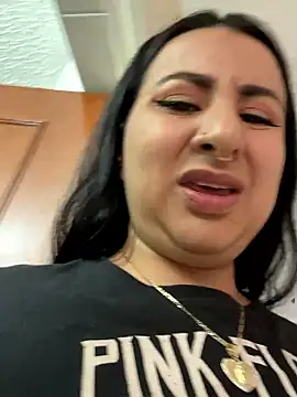 Abril_Luv webcam