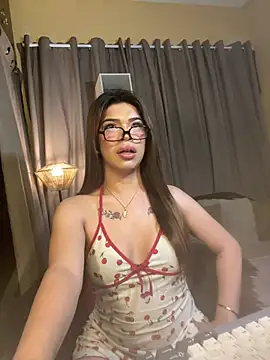 Nyxie_luxx webcam