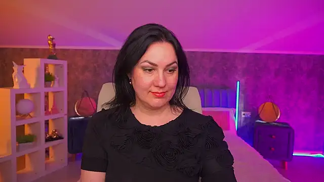 VelvetLuck webcam