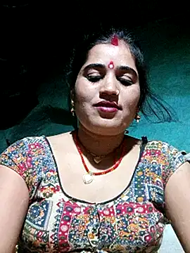 Hot_kamla
