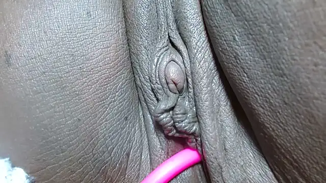 morenahott1 - Morenahott1's free webcam - UK Sex Cams