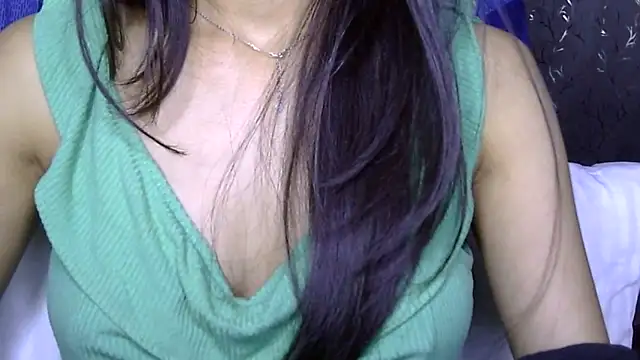 Riva_arora01 webcam