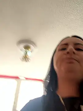 Abril_Luv webcam