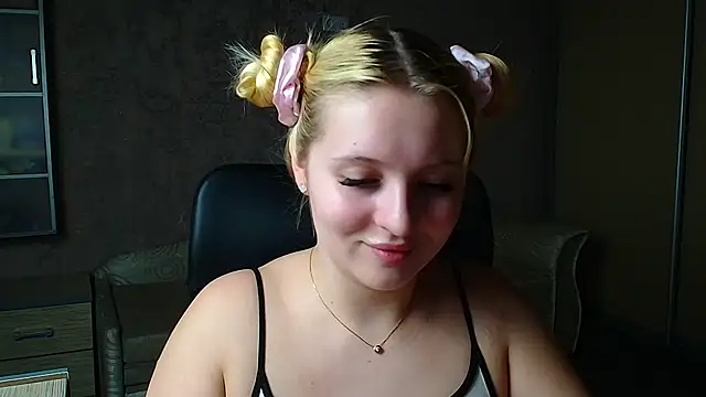 Milka_kiss_ webcam