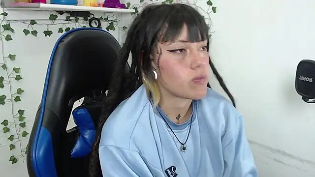_sharlotte777 webcam