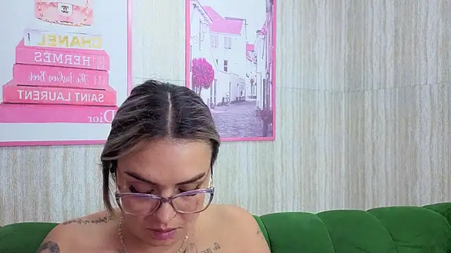 zarcasutra_t webcam