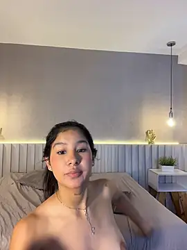 Aida_moreno Stripchat cam model
