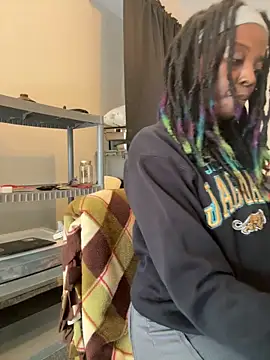 thechocolatepeach webcam