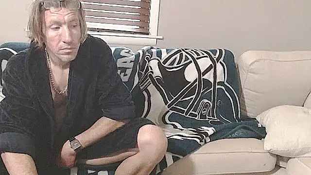studlyhardwoodd webcam