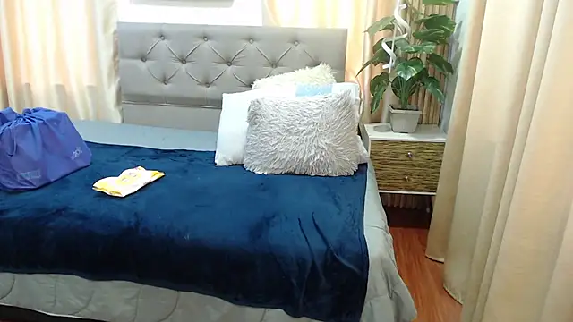 sasi_luna webcam