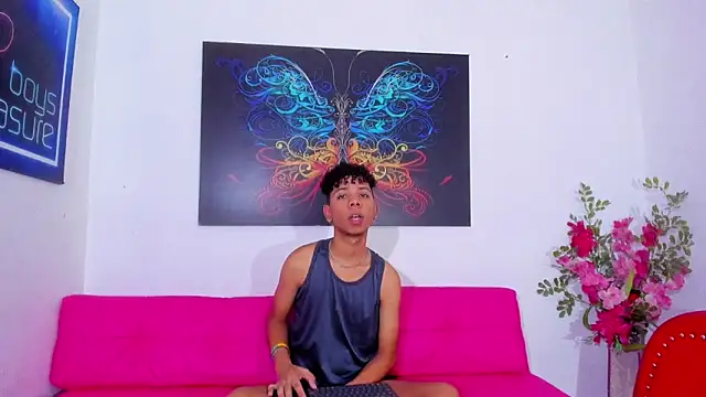 Spicy_guys webcam