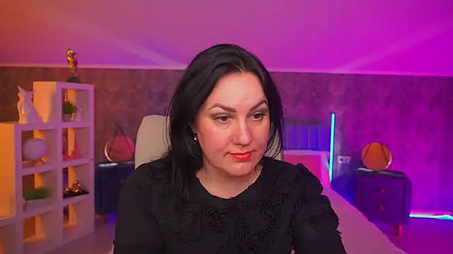 VelvetLuck webcam