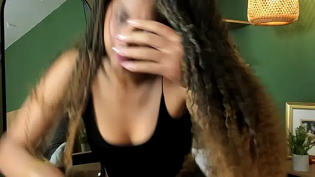 nayah__ webcam