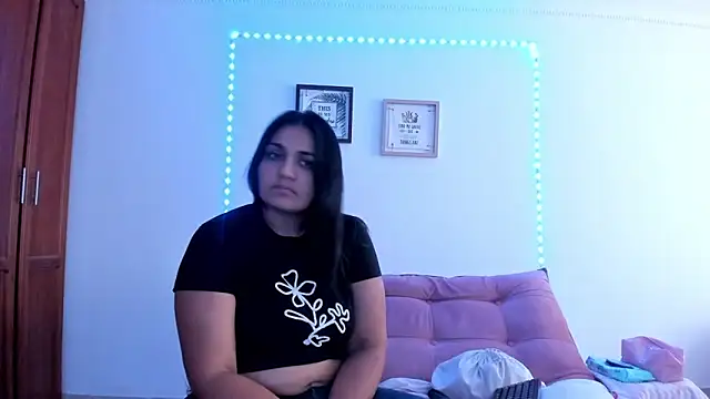 selena_jhonson webcam