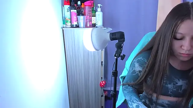 Luna_Analya webcam